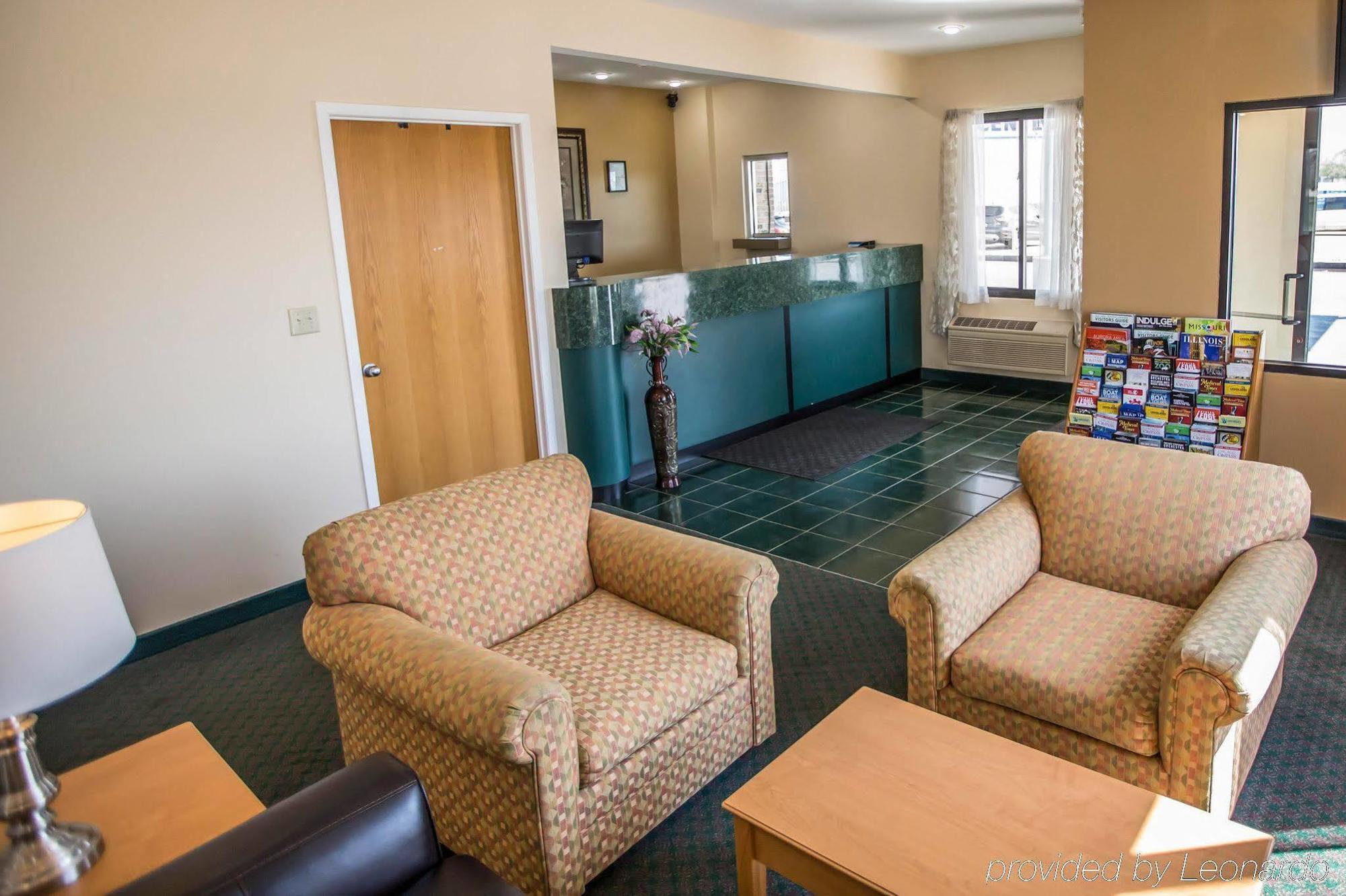 Econo Lodge Shorewood Eksteriør billede